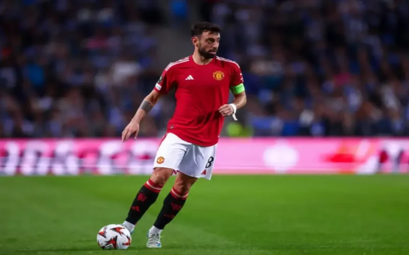 700 ألف إسترليني أسبوعيًا.. عرض النصر والاتحاد لبرونو فيرنانديز